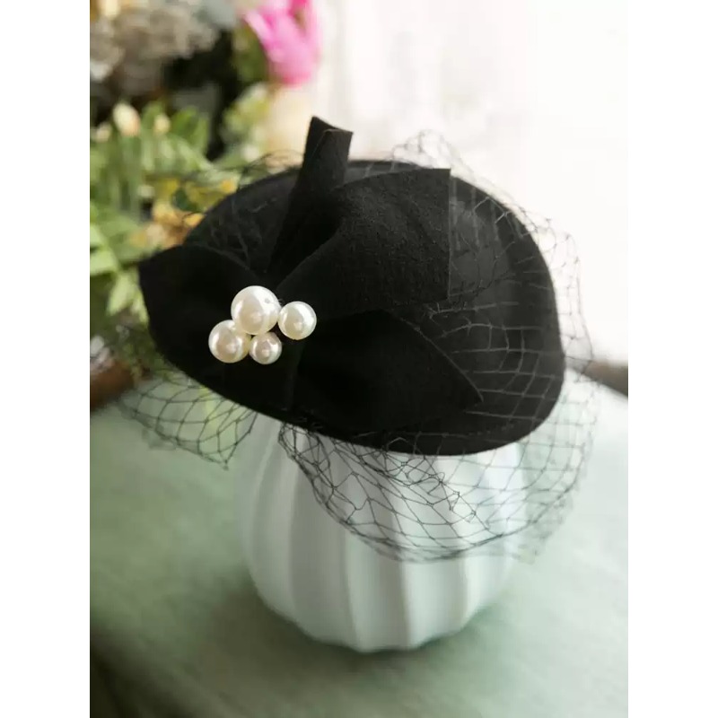 Universe Grocery Store French  – Beret French Wool Bewertung und Preis